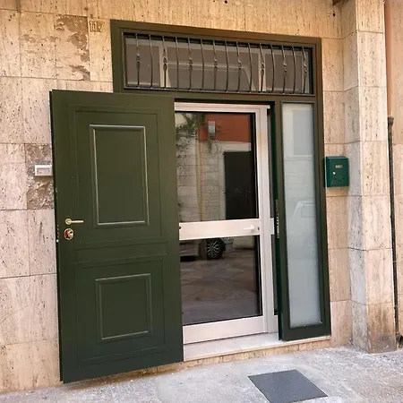Appartamento Cosy Centro Storico Barletta Exterior photo